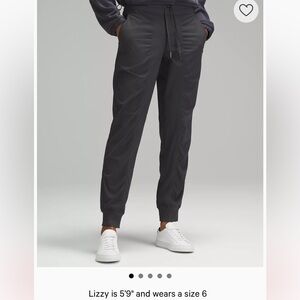 Lululemon Dance Studio MR Jogger